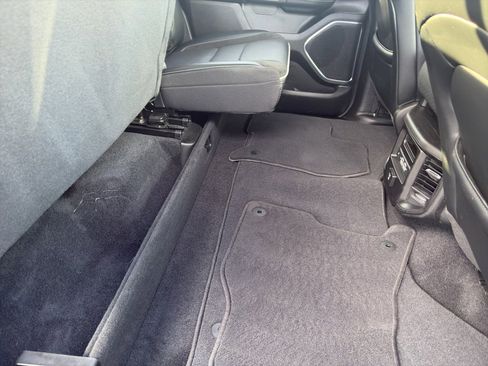 Used 2025 RAM 1500 Laramie image 24