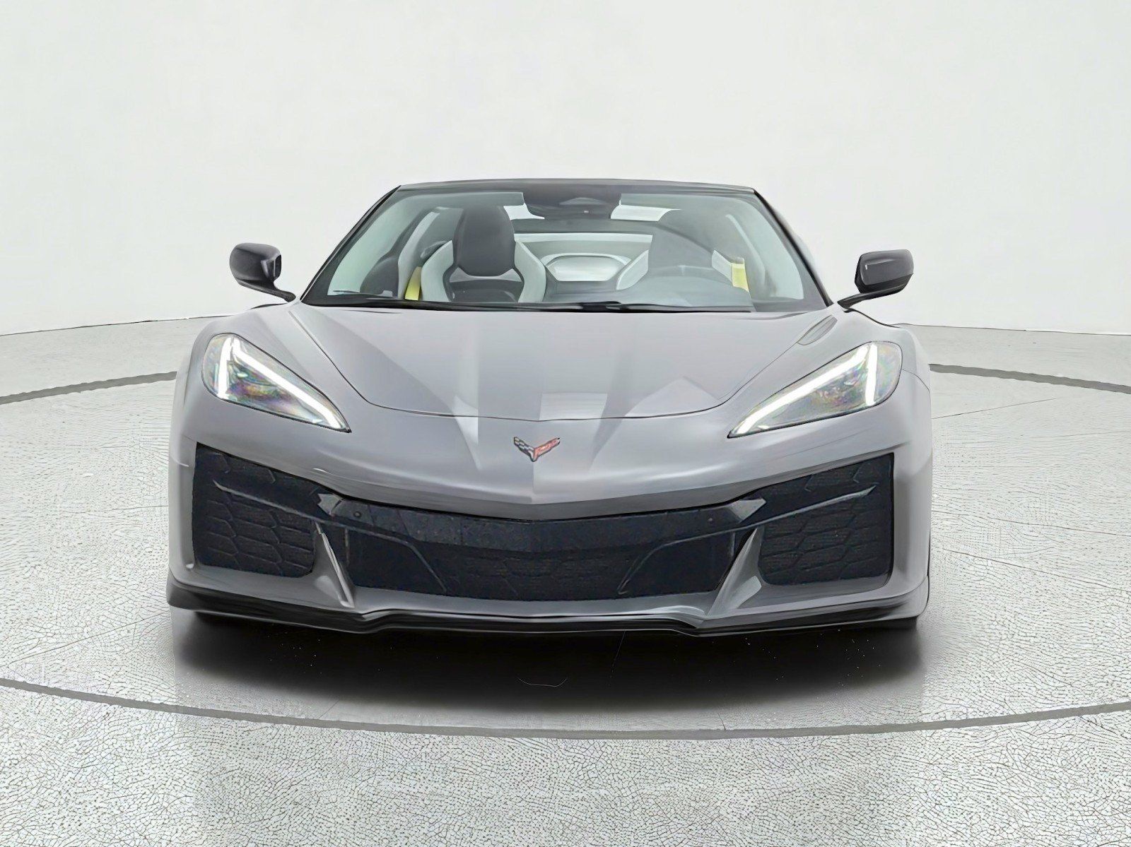 Used 2025 Chevrolet Corvette Z06 RWD image 2