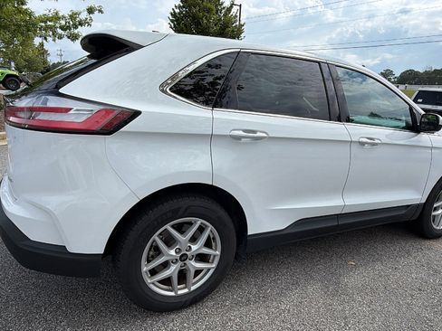 Used 2024 Ford Edge SEL AWD/4WD image 8
