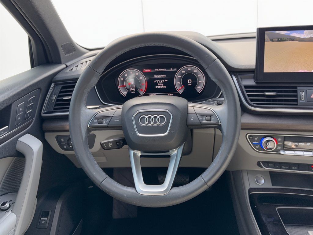 Used 2023 Audi Q5 2.0T Premium Plus AWD/4WD image 10