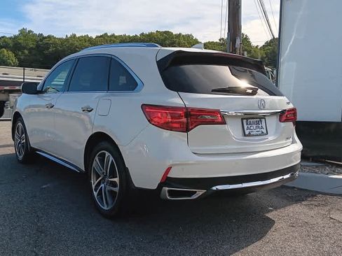 Used 2018 Acura MDX w/ Advance & Entertainment Pkg AWD/4WD image 3