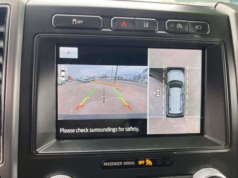 Used 2021 Ford Expedition Platinum image 24