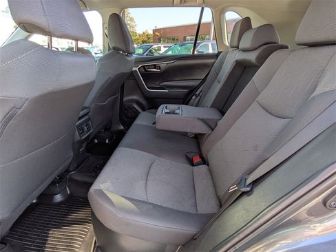 Certified 2022 Toyota RAV4 XLE image 15