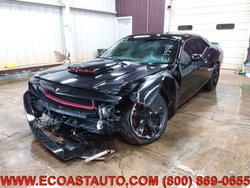 Used 2012 Dodge Challenger R/T Plus image 3