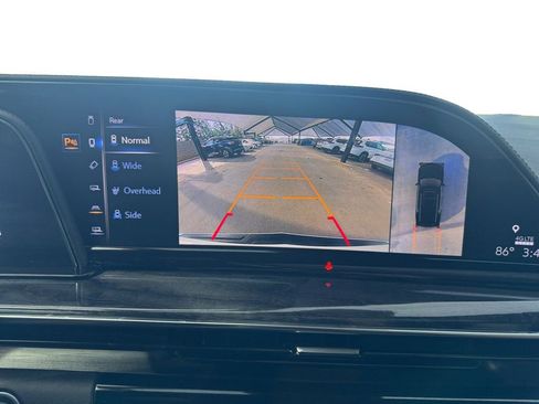 Used 2022 Cadillac Escalade Premium Luxury w/ Performance Package image 29