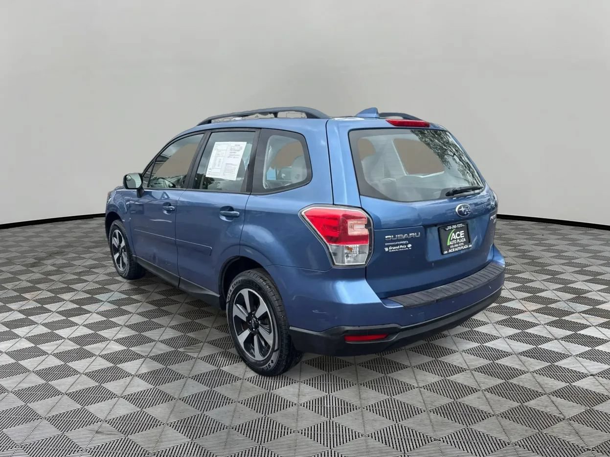 Used 2017 Subaru Forester 2.5i w/ Alloy Wheel Package AWD/4WD image 7