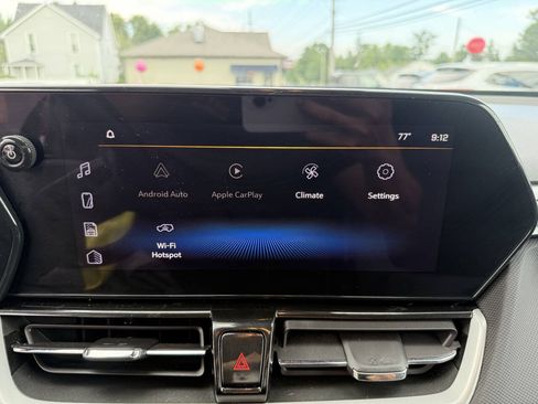 Used 2024 Chevrolet TrailBlazer LT w/ Convenience Package FWD image 24