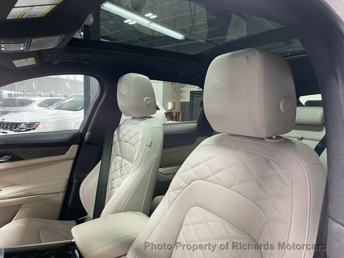 Used 2021 Jaguar F-PACE S image 13