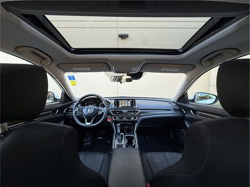 Used 2019 Honda Accord EX image 13