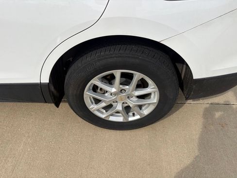 Used 2023 Chevrolet Equinox LT AWD/4WD image 20