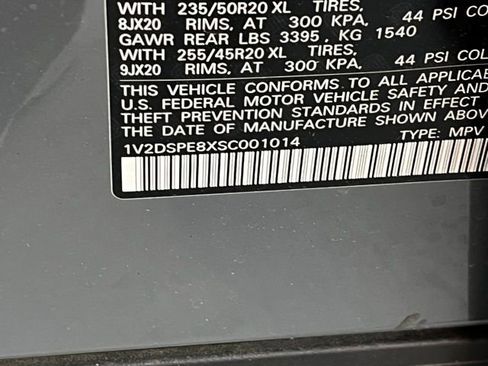 Used 2025 Volkswagen ID.4 Pro image 36