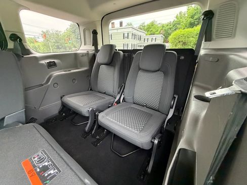 Used 2021 Ford Transit Connect XLT FWD image 19