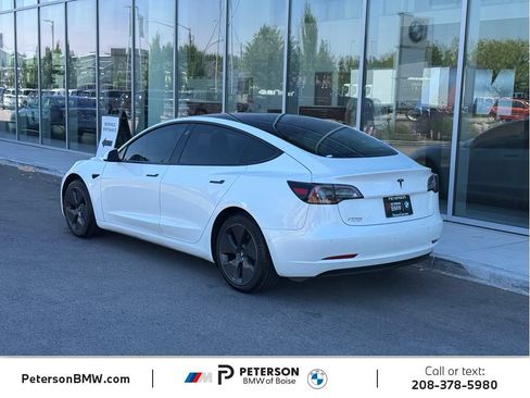 Used 2021 Tesla Model 3 Standard Range Plus RWD image 3