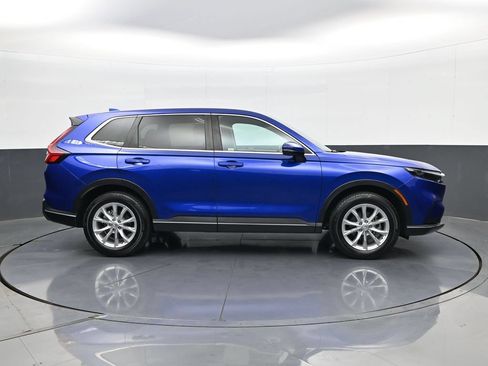 Used 2025 Honda CR-V EX-L image 5