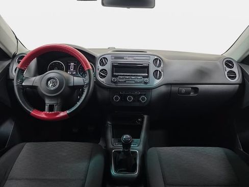 Used 2012 Volkswagen Tiguan S FWD image 10