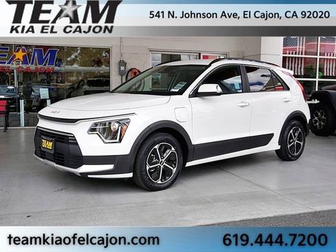 Certified 2025 Kia Niro EX w/ EX Cold Weather Package FWD image 5