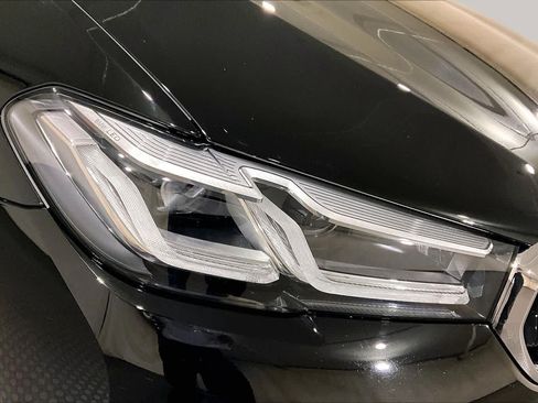 Used 2021 BMW 530i xDrive w/ Convenience Package AWD/4WD image 26