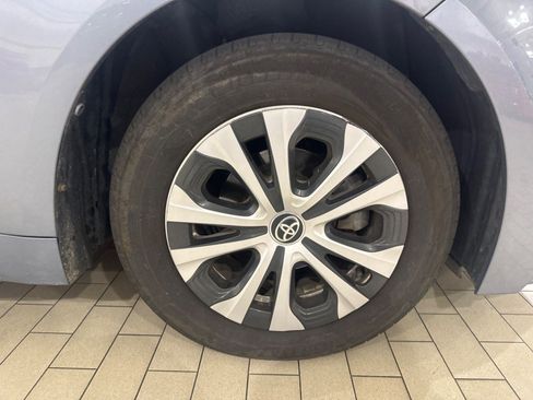 Used 2021 Toyota Corolla LE FWD image 40