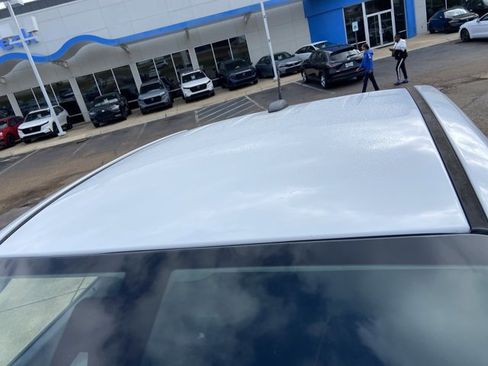 Used 2022 Chevrolet Colorado LT w/ Fleet Safety Package image 27