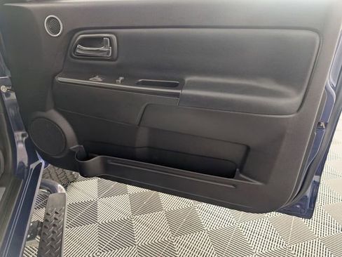 Used 2011 Chevrolet Colorado LT image 24