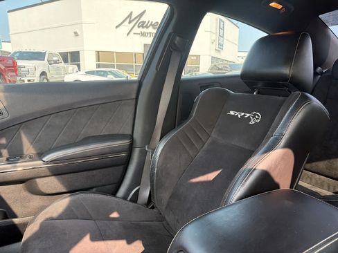 Used 2018 Dodge Charger SRT Hellcat w/ Harman/Kardon Audio Group RWD image 9