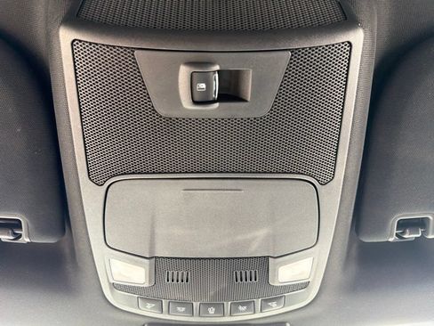 Used 2019 Ford F150 XLT w/ Equipment Group 302A Luxury AWD/4WD image 46