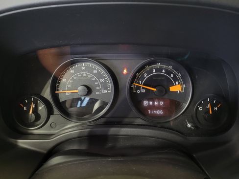 Used 2015 Jeep Patriot High Altitude AWD/4WD image 23
