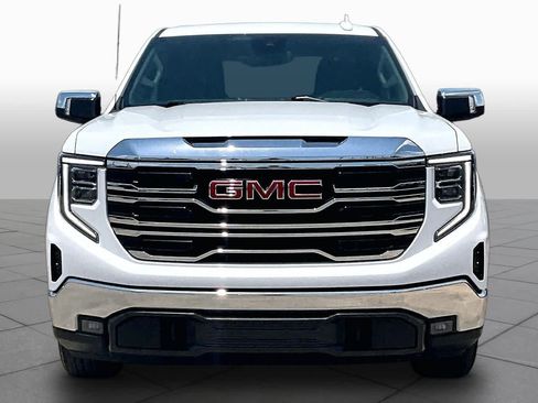 Used 2025 GMC Sierra 1500 SLT RWD image 4