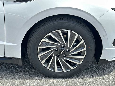 New 2026 Hyundai Sonata Limited image 7