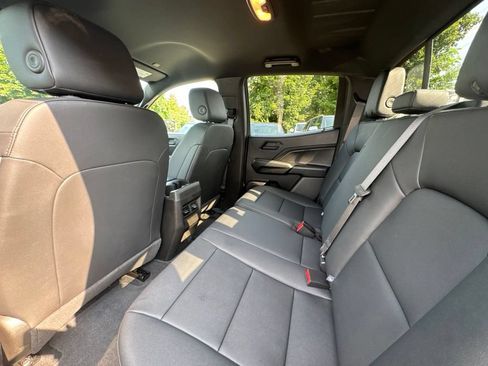 Used 2026 Chevrolet Colorado Trail Boss AWD/4WD image 50