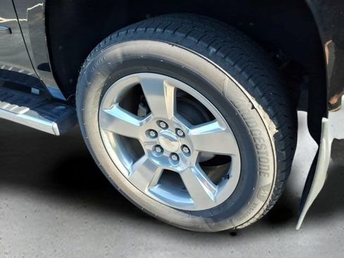Used 2017 Chevrolet Suburban LS w/ All-Season Package AWD/4WD image 17
