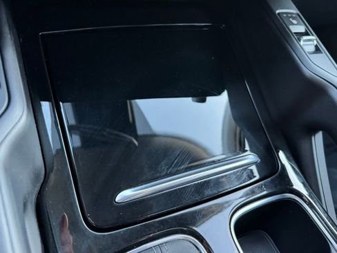 Used 2025 Kia Telluride S image 19