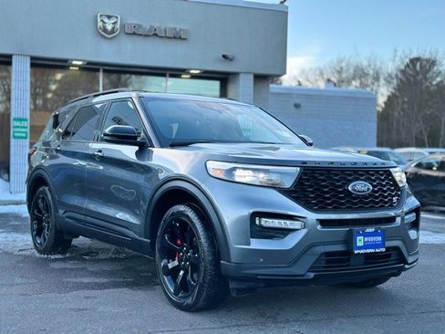 Used 2024 Ford Explorer ST w/ Equipment Group 401A image 8