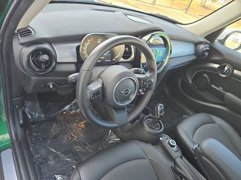 Used 2022 MINI Cooper 4-Door Hardtop image 20