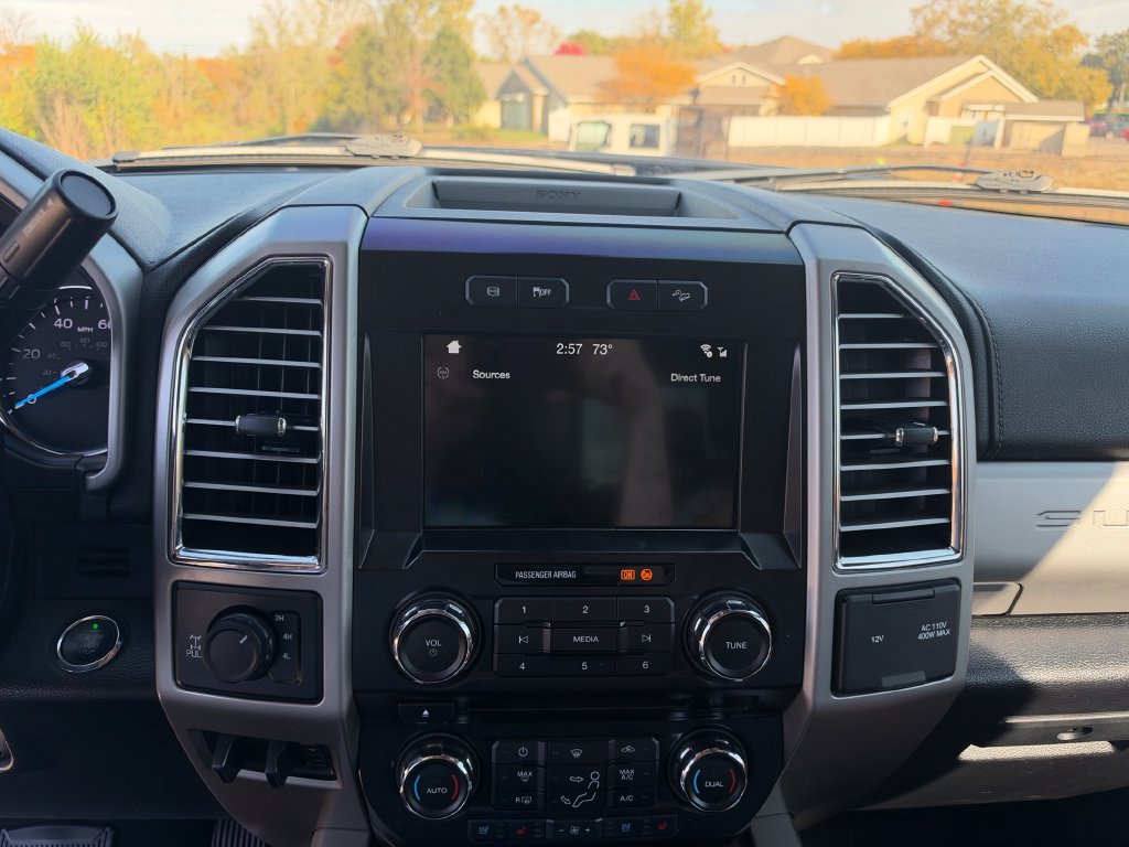 Used 2017 Ford F250 Lariat w/ Lariat Ultimate Package AWD/4WD image 33