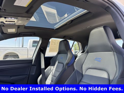 Used 2024 Volkswagen Golf R AWD/4WD image 24