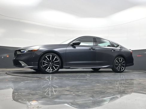 Used 2023 Honda Accord Touring image 34