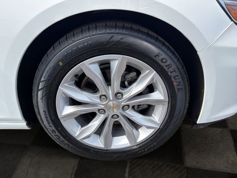 Certified 2022 Chevrolet Malibu LT image 11