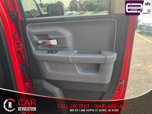 Used 2024 RAM 1500 Classic SLT RWD image 33