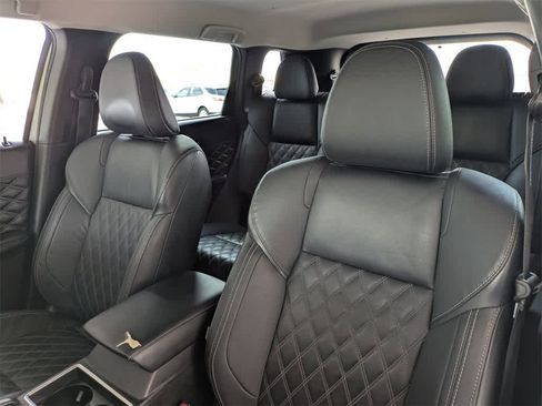 Used 2022 Mitsubishi Outlander SEL image 7