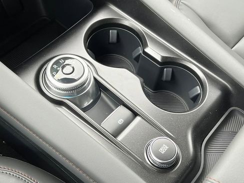 New 2026 Ford Explorer Active w/ Active Comfort Package image 32