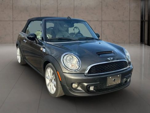 Used 2015 MINI Cooper S image 8