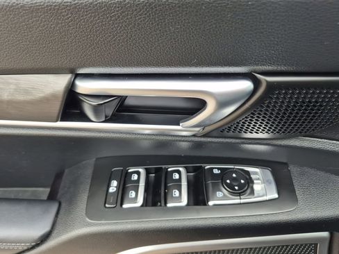 Used 2024 Kia Telluride EX X-Line image 9