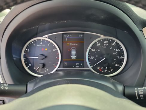 Certified 2019 Nissan Sentra SV FWD image 18