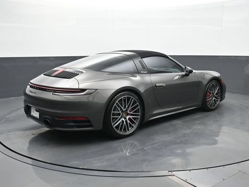 Certified 2024 Porsche 911 Targa 4S AWD/4WD image 18