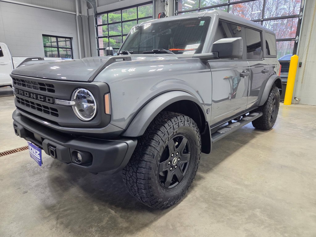 Used 2024 Ford Bronco Black Diamond AWD/4WD image 5