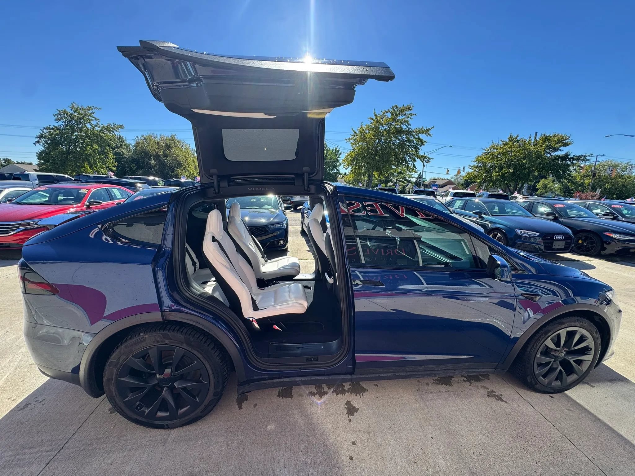 Used 2022 Tesla Model X Plaid AWD/4WD image 15