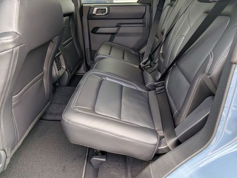 New 2025 Ford Bronco Outer Banks image 6