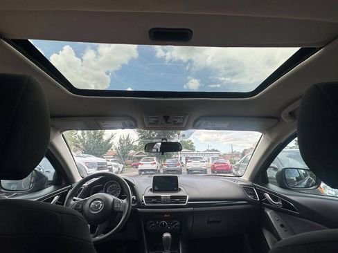Used 2016 MAZDA MAZDA3 i Sport FWD image 20