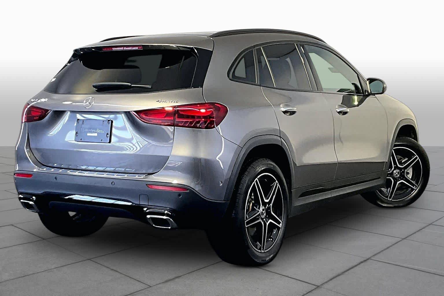 Used 2026 Mercedes-Benz GLA 250 4MATIC image 13